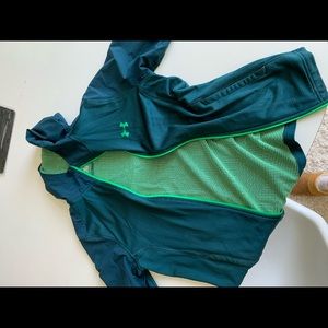Under armour Men’s cold gear green windbreaker- loose fit
